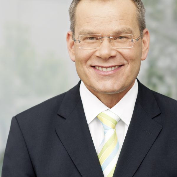 Dr. Thomas Spies